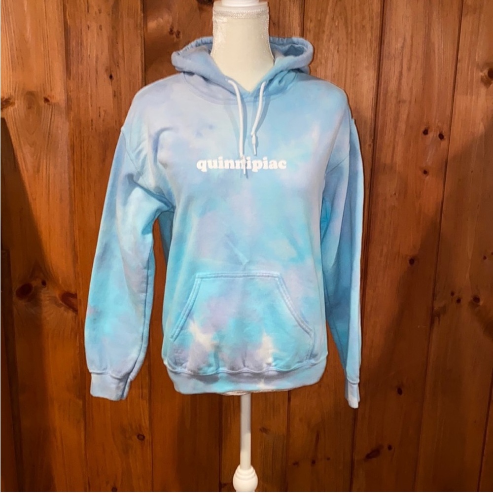 Gildan Quinnipiac Hoodie